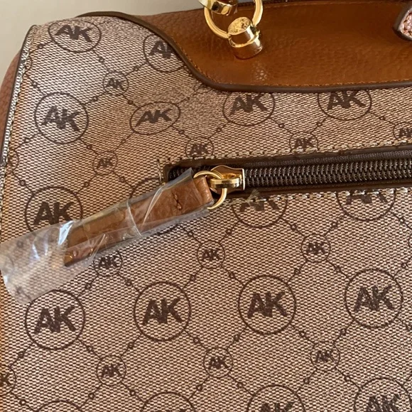 ANNE KLEIN. NWT. New Anne Klein logo design w/a varsity stripe down its … - Picture 3 of 12